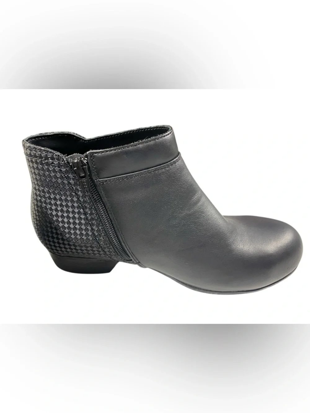 Rockport Works Black Leather Ankle Size 9M Slip Resistant Workwear Ankle Boots